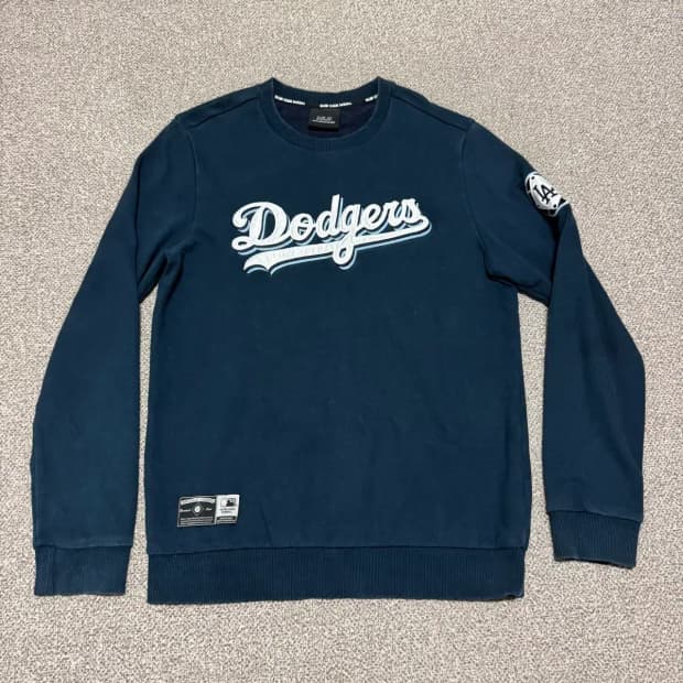 105 엠엘비 맨투맨