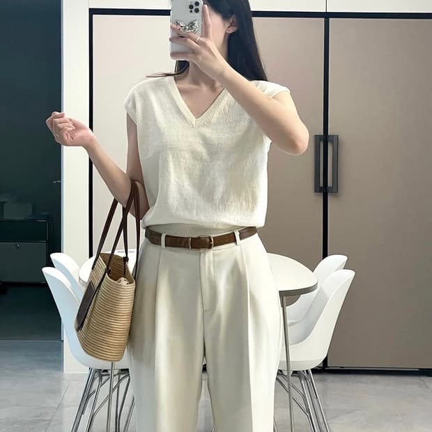 케리에르 니트탑! 얼바닉30 낫띵리튼 문달 프라다 르메르 에토스 아모멘토