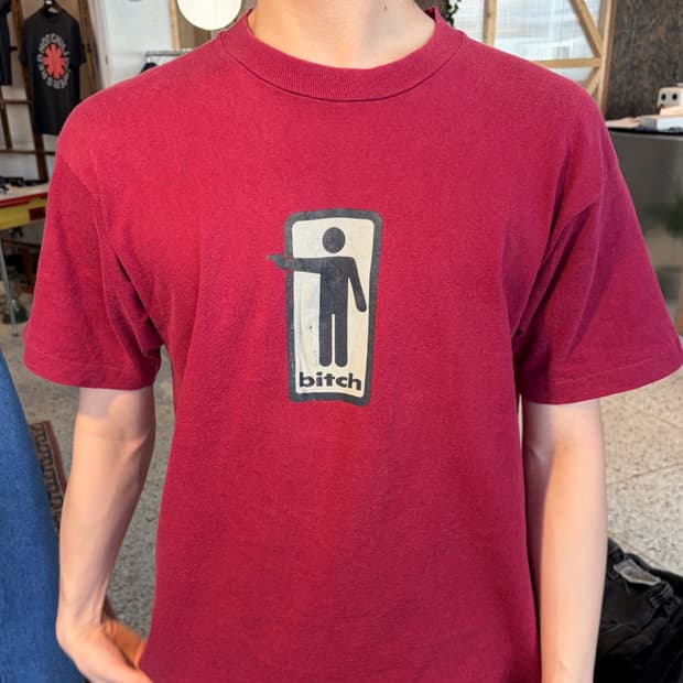 Bitch skateboards T-shirt
