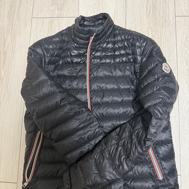 몽클레어 다니엘 경량패딩