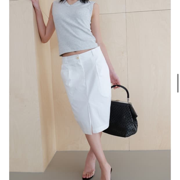 브리즈아카이브 Off-white Pintuck Skirt
