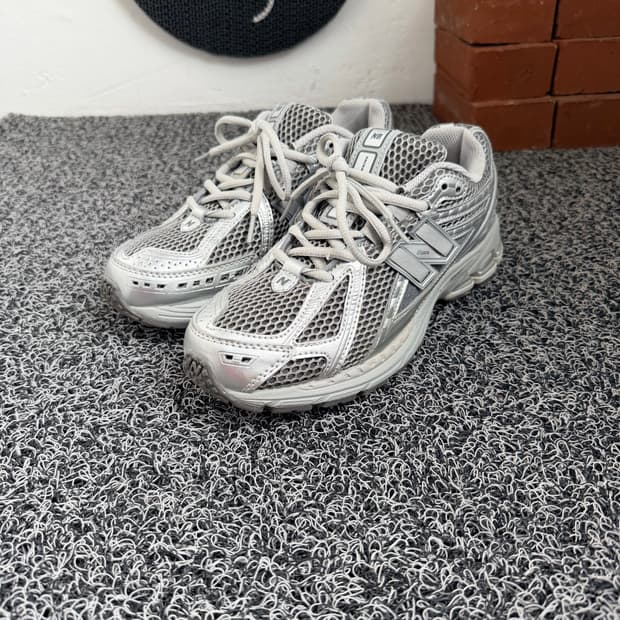 [New Balance] 1906R 메탈릭 실버 (M1906REH)