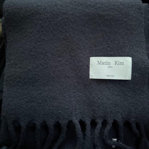 마뗑킴 목도리 블랙