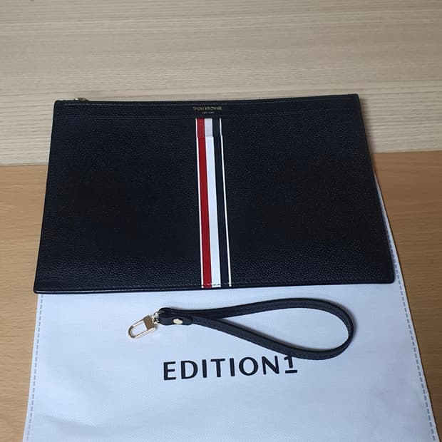 톰브라운 클러치/클러치백 스몰 정품A급(감정O)
