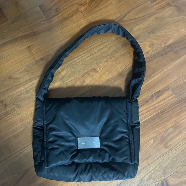 마뗑킴 메신저백