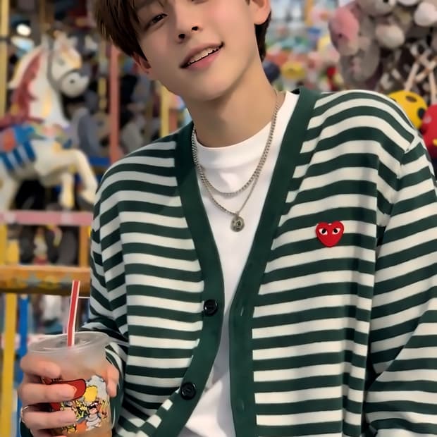 Comme 꼼데가르송 PLAY 스트라이프 하트로고 그린 코튼 가디건