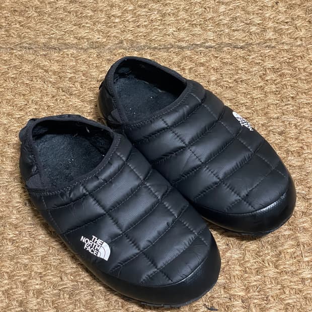 노스페이스 써모볼 270 팝니다