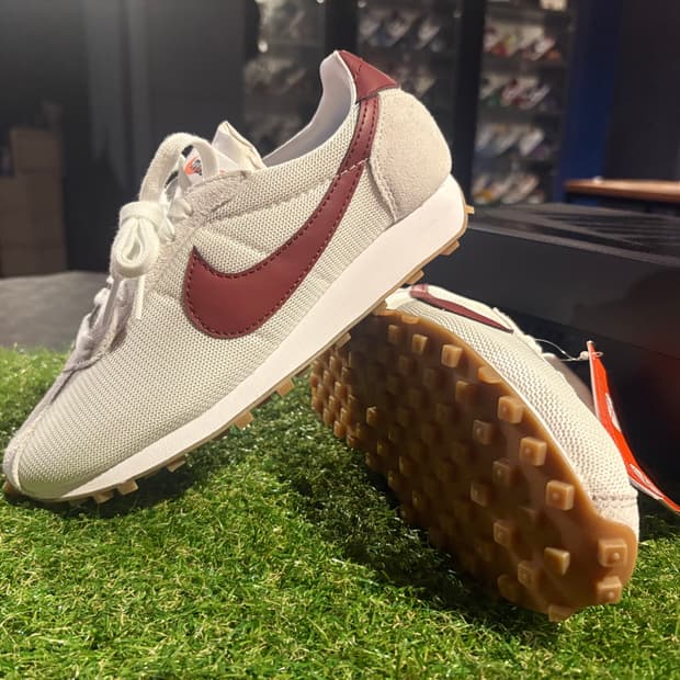 [새상품] 나이키 LD-1000 반값이하(240)