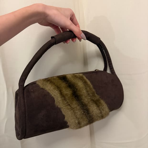 Yetts 퍼 스웨이드 더플백