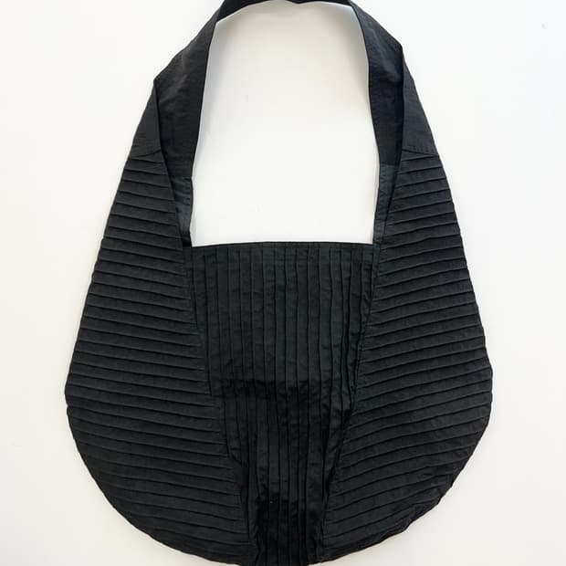 야코 마리카드플리츠 백