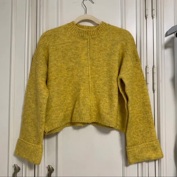 Bershka 버쉬카 니트 옐로우 