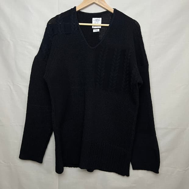 비즈빔 19AW 브이넥 하이랜드 V-NECK P.W