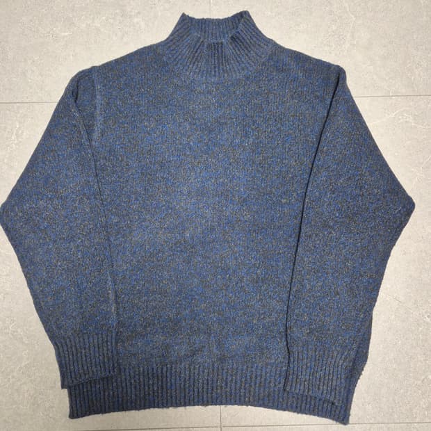 유니클로 JW앤더슨 수플레얀 모크넥 스웨터 L