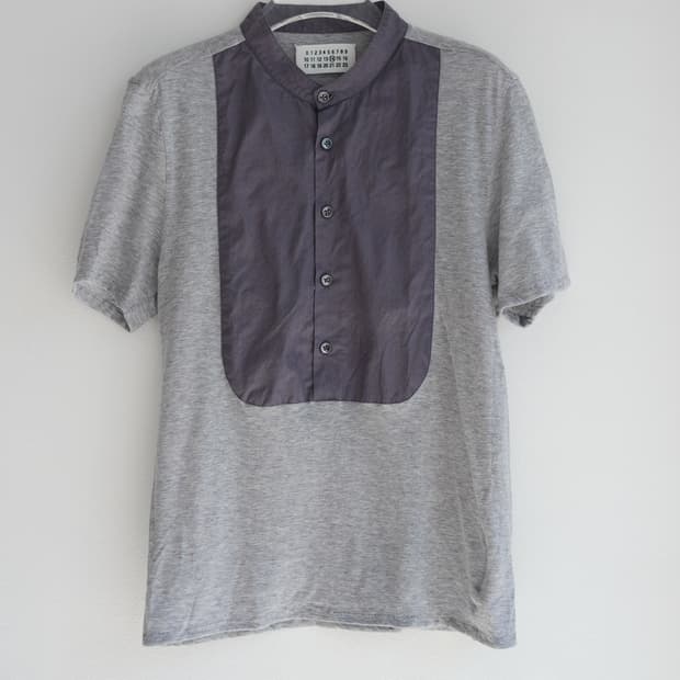 Henley neck t-shirt