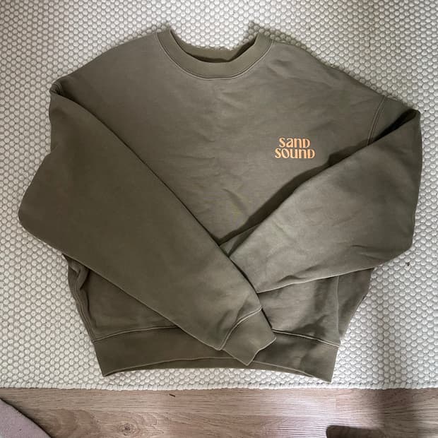 샌드사운드 맨투맨 카키색