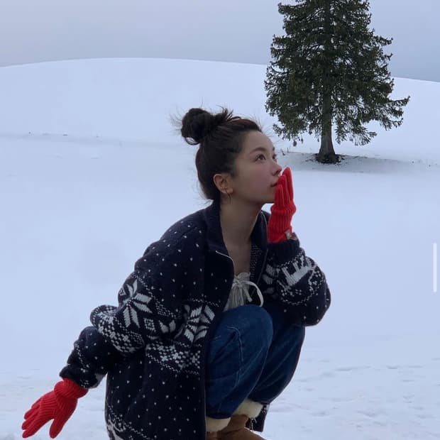 (최종가격/새상품)위드아웃썸머 눈꽃 집업 가디건