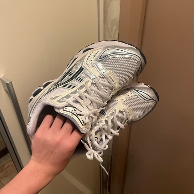 아식스 젤카야노14 화이트 미드나잇 275