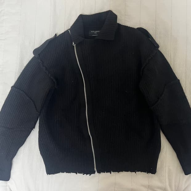 All Saints 사선 니트