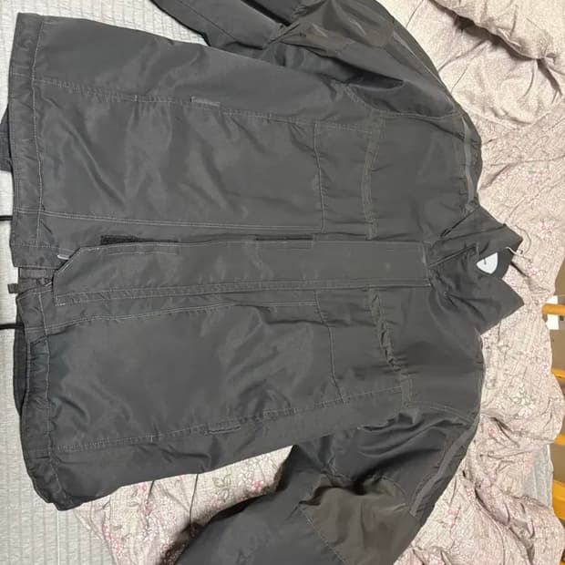 2) 폴리테루 올드스쿨 트랙파카 블랙 판매해요