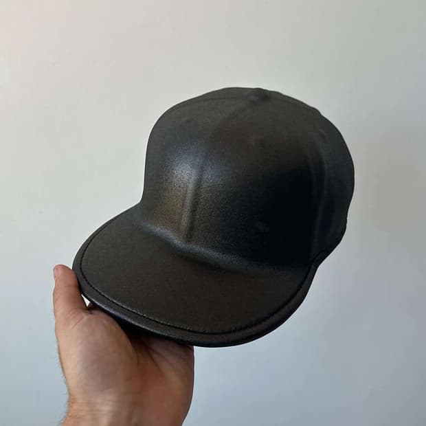 Maxime 2Z black Foam cap