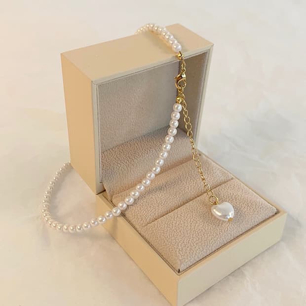 진주 하트 목걸이