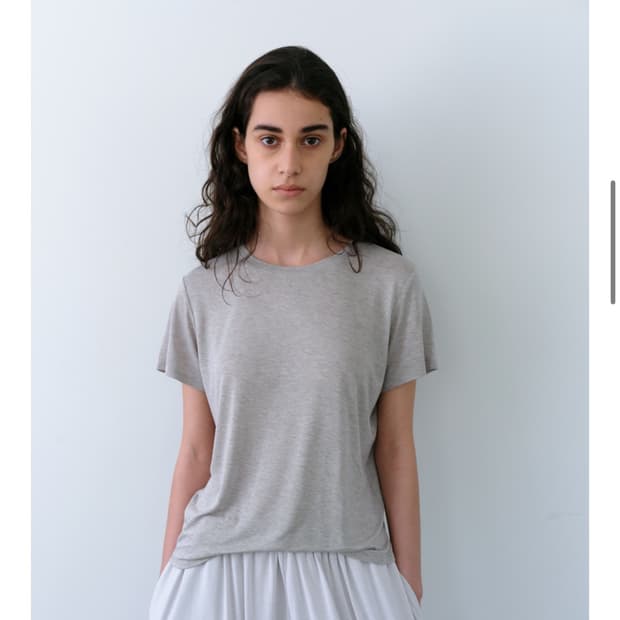 수토 Silk Essential Tee (Gray)