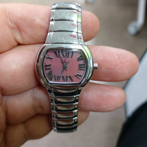 로레스 여성 메탈 시계