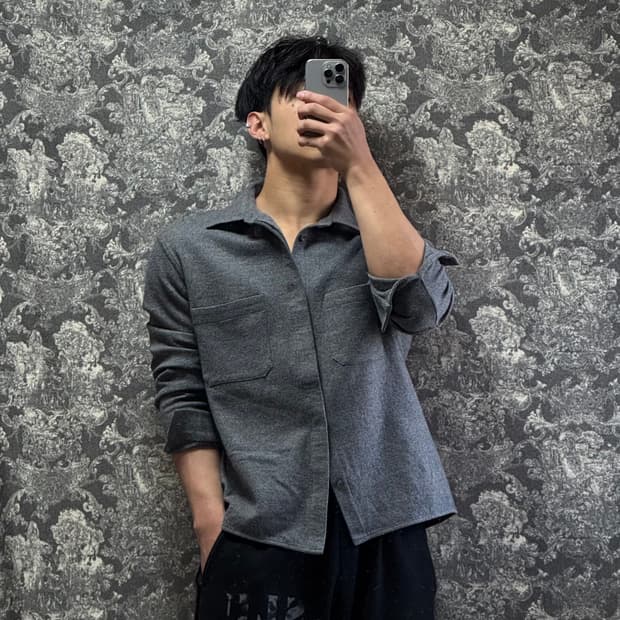 cos 코스 모헤어 투포켓 셔츠