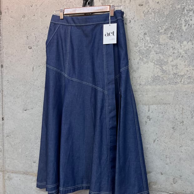 히로코비스 롱 플리츠 언발 스커트