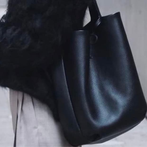 요지 야마모토 Y'SACCS x 혼고 토모카고 소가죽 토트백