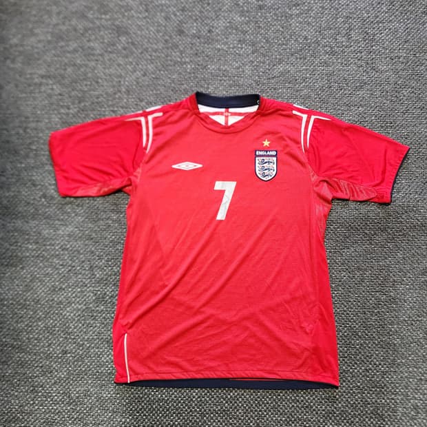 2004-2006년도 엄브로 잉글랜드 국가대표 베컴 마킹