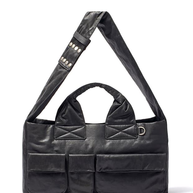 Open yy oil skin tote 오일스킨토트백 도트백