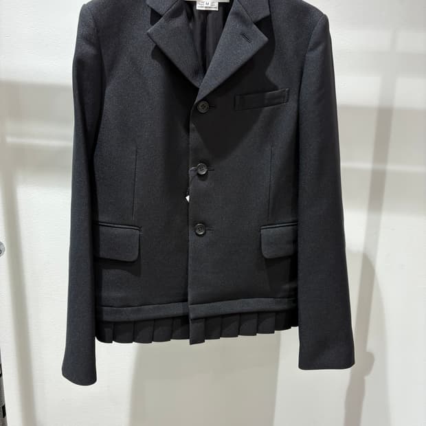 꼼데가르송 걸 자켓 25FW 