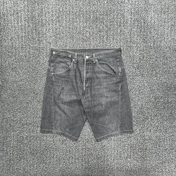 빈티지9. 리바이스 흑청 데님 반바지
