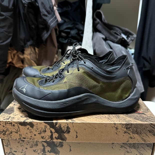 로아 셀라 올리브 275