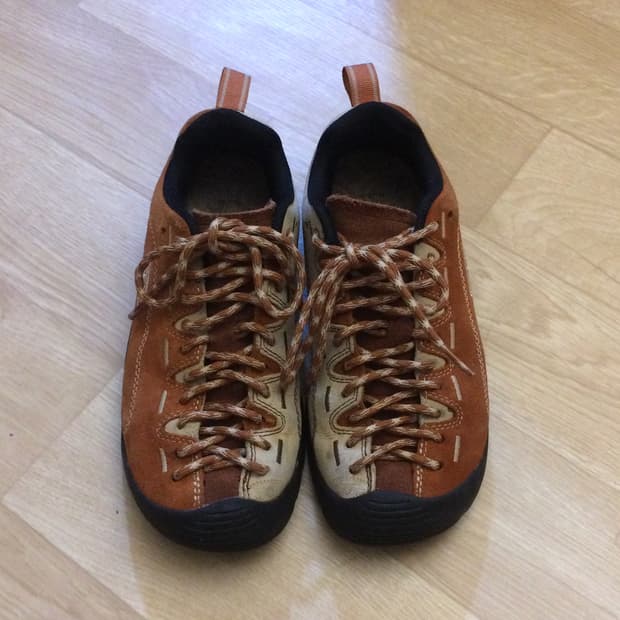 킨 재스퍼 폴렌/브라운 페이즐리 트래킹화