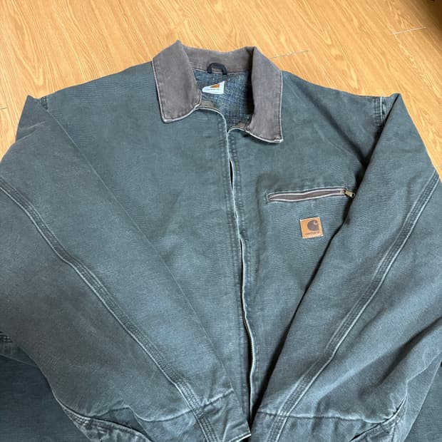 칼하트 j97 mos XXL (교환도 받습니다!)