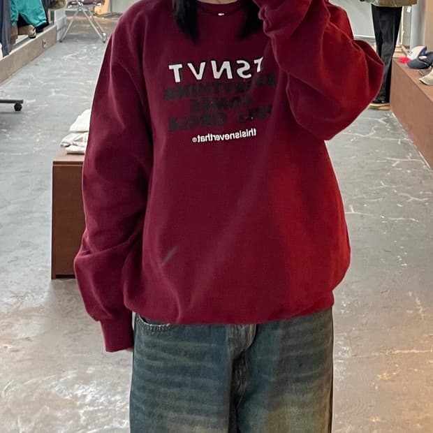 디스이즈네버댓 버건디 맨투맨 H1559