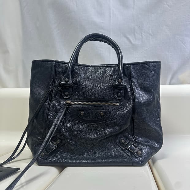 [A 정품] 발렌시아가 시티 모터백 선데이