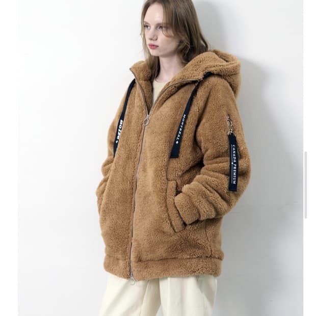 남녀공용) 캐나다 한파대비 롱 뽀글이 ( 정가 20만)