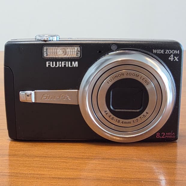 후지필름 파인픽스 F480 빈티지 카메라