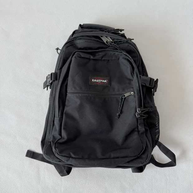 이스트팩(EASTPAK) 백팩