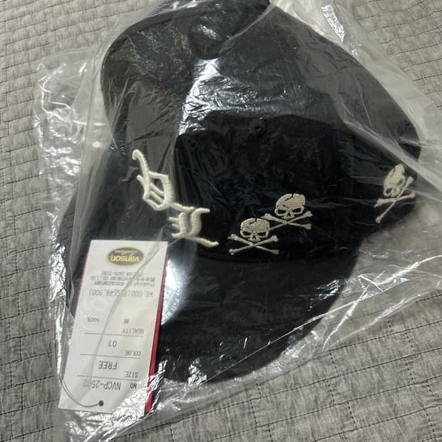 벤슨 VANSON 해골 자수 볼캡