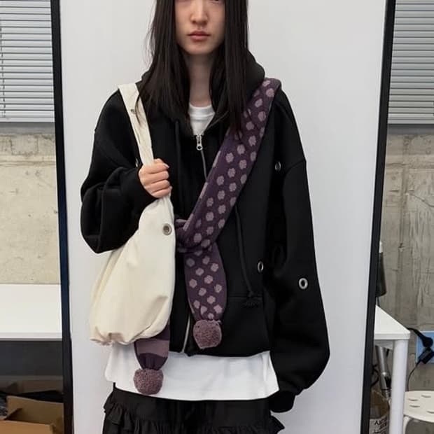 피키 소사이어티 아일릿 디테일 후드집업