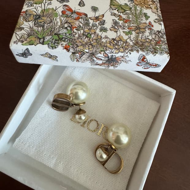 Dior