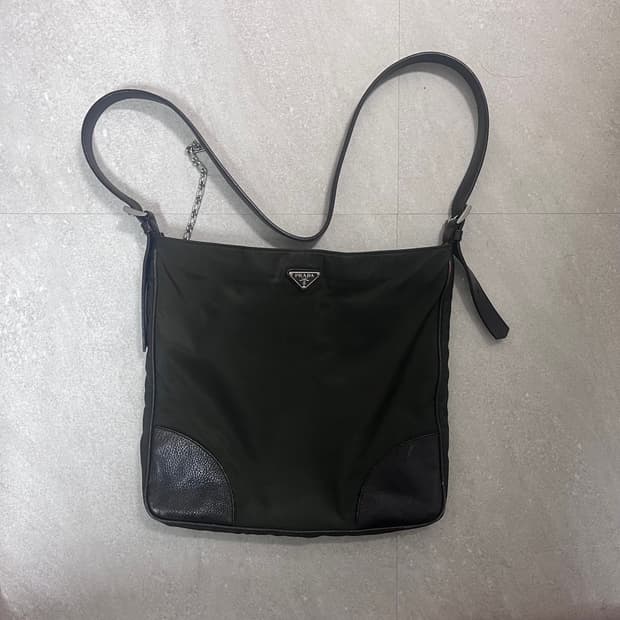 프라다 나일론/가죽 백