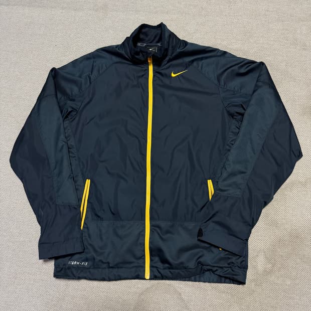 나이키 스톰핏 올드스쿨 바람막이