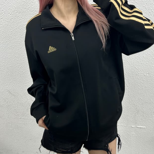 아디다스 에센셜 골드라인 블랙 트랙탑 105