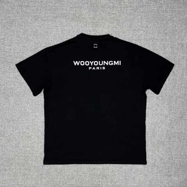 우영미 반팔 티셔츠