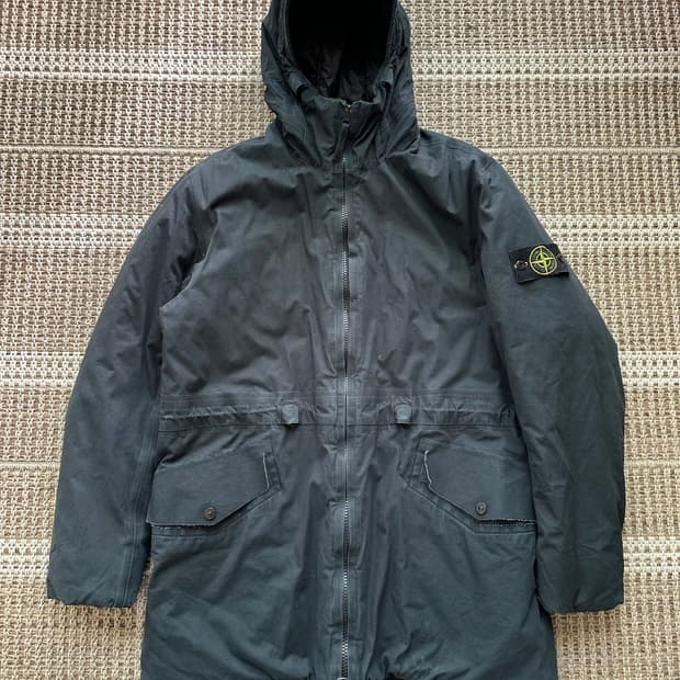 스톤아일랜드 패딩 100